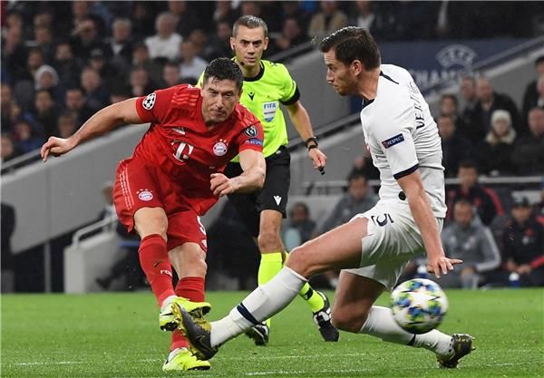 ليفاندوفسكي أمام توتنهام