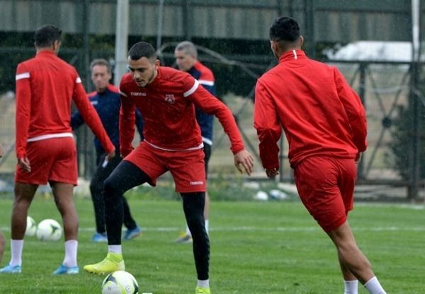 من تدريبات النجم الساحلي اليوم