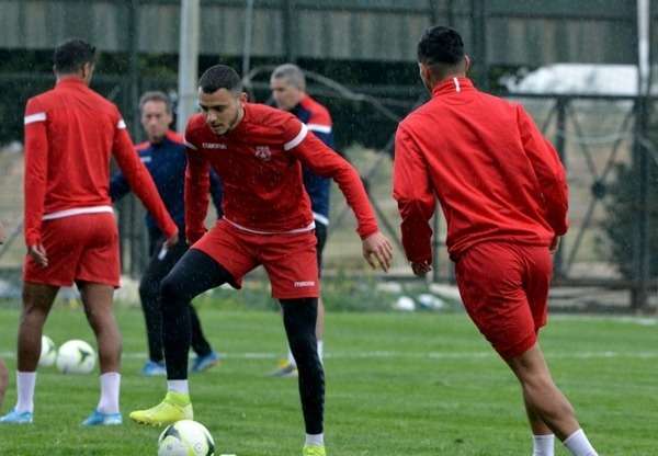 من تدريبات النجم الساحلي اليوم