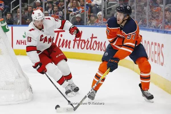 ?i=reuters%2f2019-12-11%2f2019-12-11t045726z_2068324655_nocid_rtrmadp_3_nhl-carolina-hurricanes-at-edmonton-oilers_reuters
