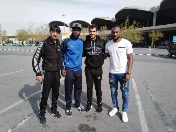 لحظة وصول المحترفين