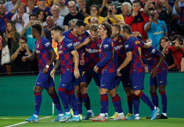 لاعبو برشلونة