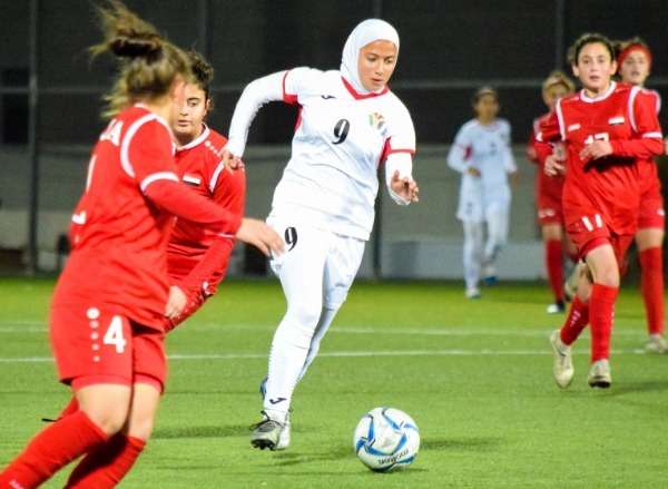 من مباراة الأردن وسوريا