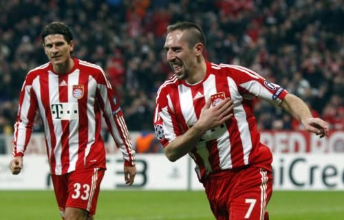 2010-12-08t212355z_01_mda09_rtridsp_3_soccer-champions_reuters