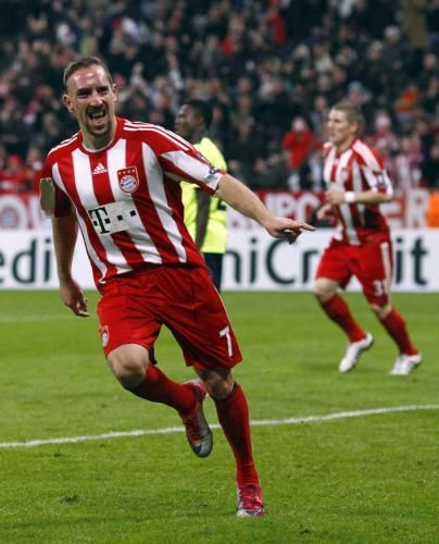 2010-12-08t212301z_01_mda08_rtridsp_3_soccer-champions_reuters