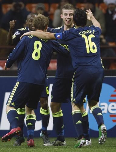 2010-12-08t213956z_01_aga117_rtridsp_3_soccer-champions_reuters