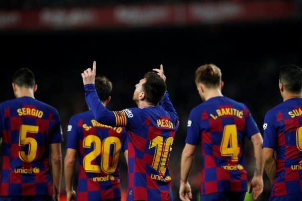 لاعبو برشلونة 