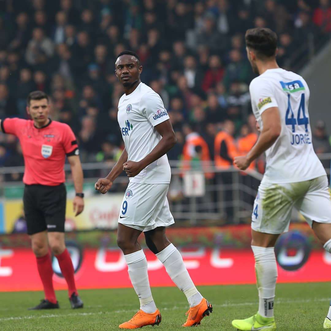 فرحة لاعبي قاسم باشا 