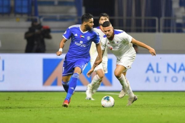 من مباراة النصر والشارقة