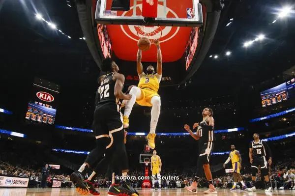 ?i=reuters%2f2019-12-16%2f2019-12-16t023609z_1236163382_nocid_rtrmadp_3_nba-los-angeles-lakers-at-atlanta-hawks_reuters