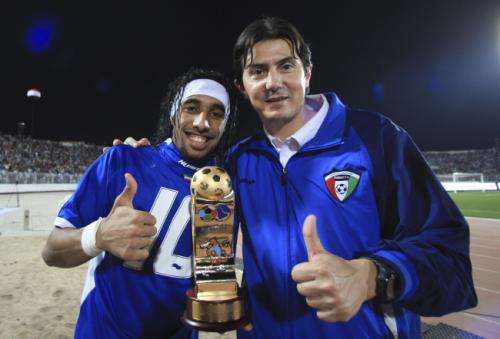 2010-12-05t192427z_01_aden102_rtridsp_3_soccer-gulf_reuters