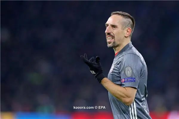 ?i=epa%2fsoccer%2f2018-12%2f2018-12-12%2f2018-12-12-07227004_epa