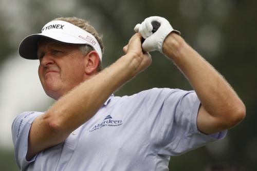 2010-11-18t121944z_01_hkg120_rtridsp_3_golf-european_reuters