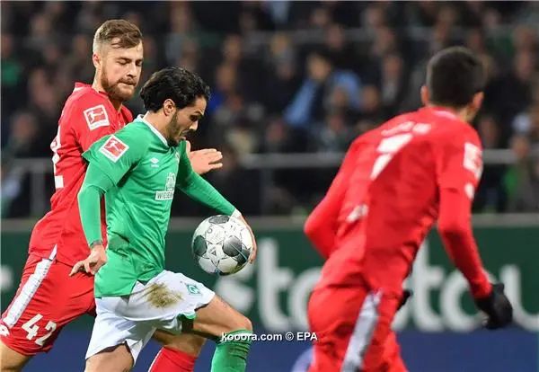 ?i=epa%2fsoccer%2f2019-12%2f2019-12-17%2f2019-12-17-08077686_epa