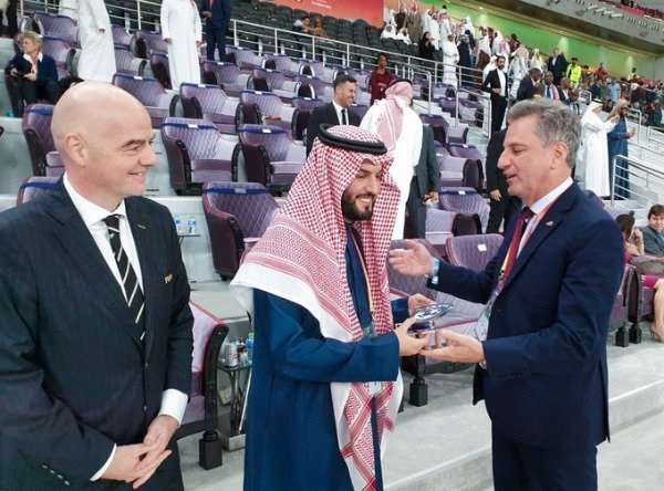 فهد بن نافل مع إنفانتينو ولانديم