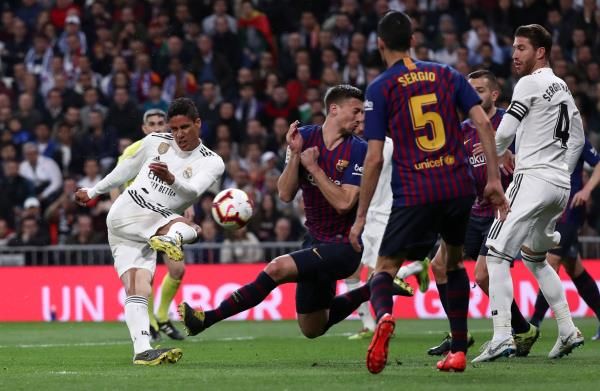 كلاسيكو سابق بين ريال مدريد وبرشلونة