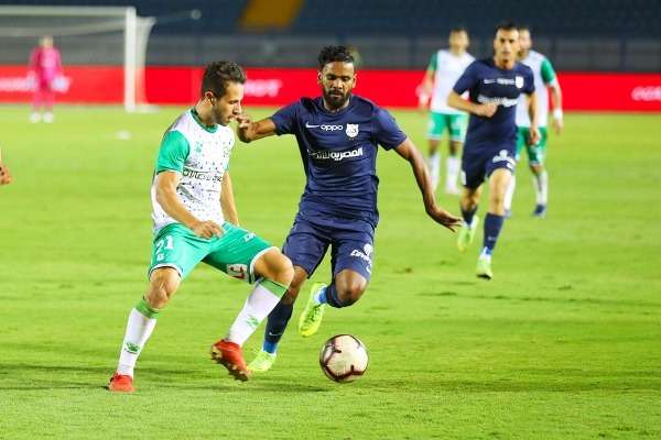 من مباراة المصري وإنبي