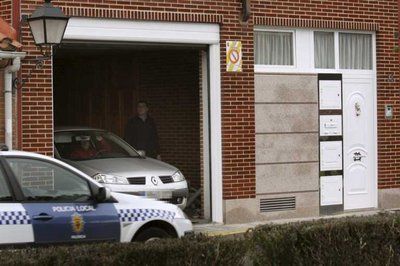 2010-12-09-00000102487322