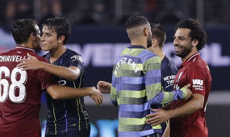 صلاح ومحرز يتنافسان على لقب أفضل محترف عربي