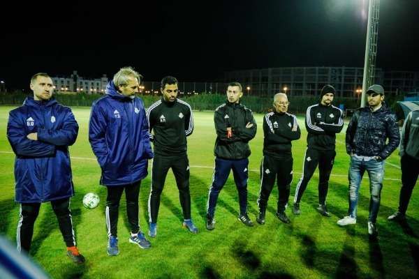 ديسابر في مران بيراميدز