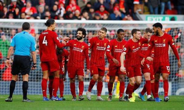 لاعبو ليفربول 