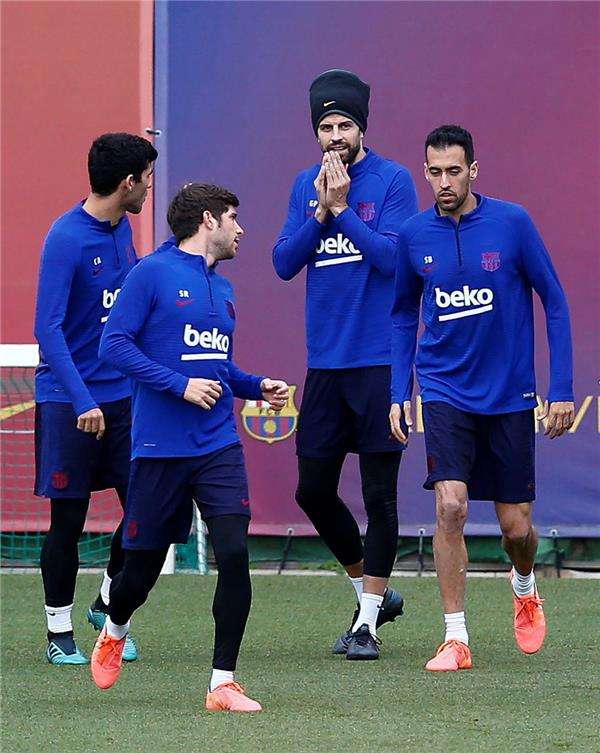 لاعبو برشلونة