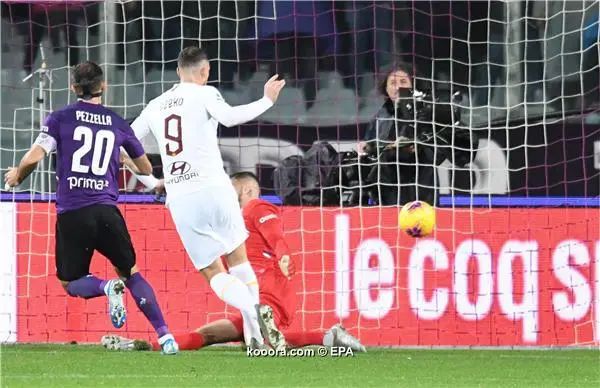 ?i=epa%2fsoccer%2f2019-12%2f2019-12-20%2f2019-12-20-08084127_epa