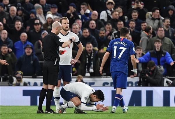 سون لحظة طرده