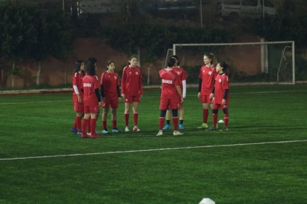 منتخب شابات