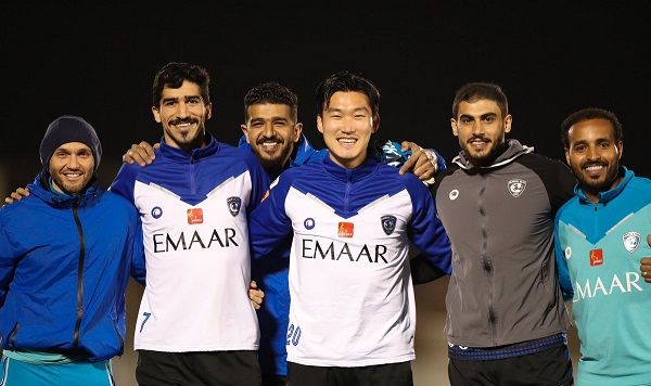 لاعبو الهلال