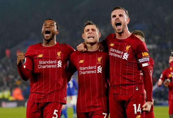 ميلنر يحتفل بالهدف