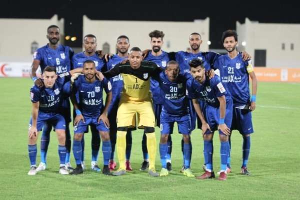 لاعبو النصر 