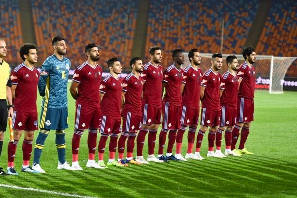 لاعبو بيراميدز 
