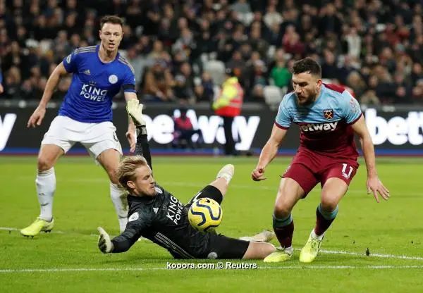 ?i=reuters%2f2019-12-28%2f2019-12-28t191924z_1065886715_rc2j4e9egz2r_rtrmadp_3_soccer-england-whu-lei-report_reuters