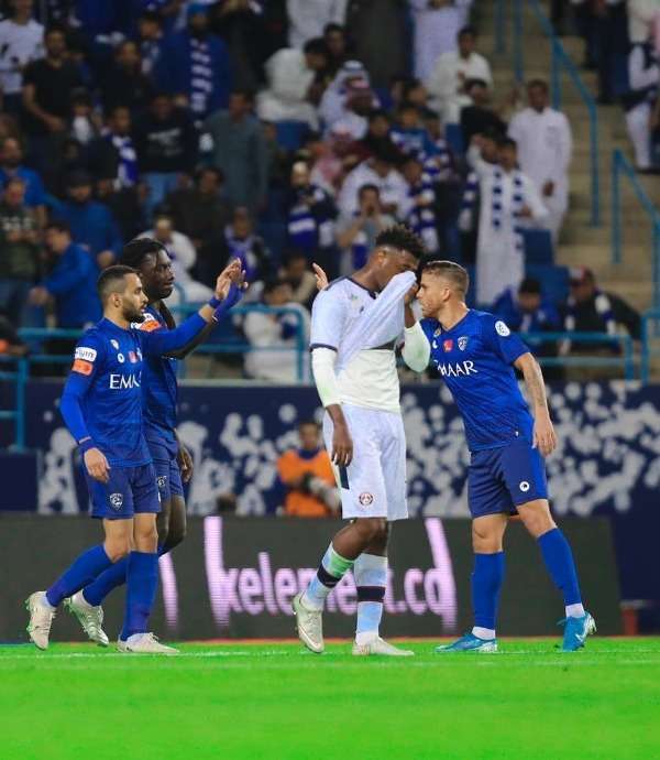لاعبو الهلال