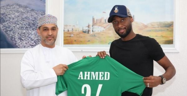 من تقديم اللاعب