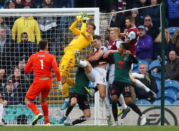 ?i=reuters%2f2020-01-01%2f2020-01-01t142941z_394575820_rc227e9oj0ww_rtrmadp_3_soccer-england-bur-ava-report_reuters