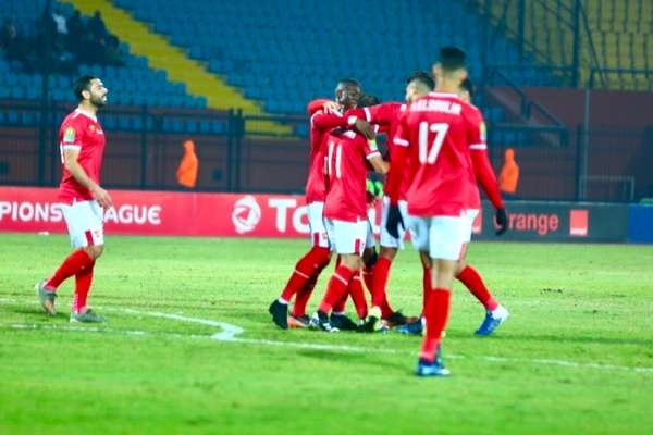 لاعبو الأهلي 