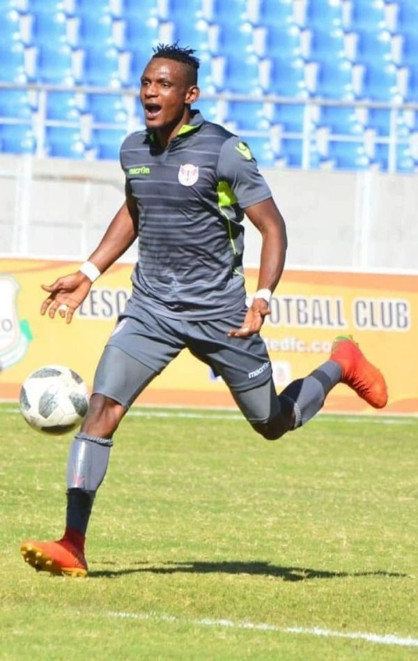  كريس موجالو