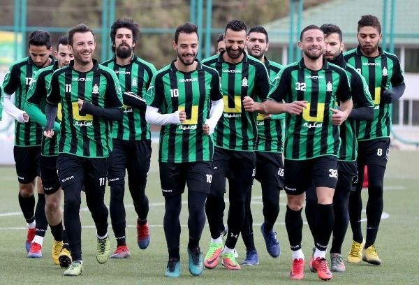 من تدريبات فريق الوحدات