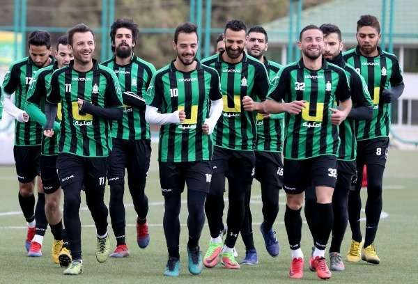 من تدريبات فريق الوحدات