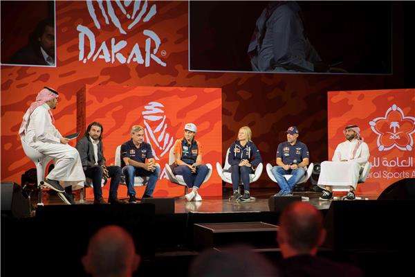 جانب من المؤتمر الصحفي