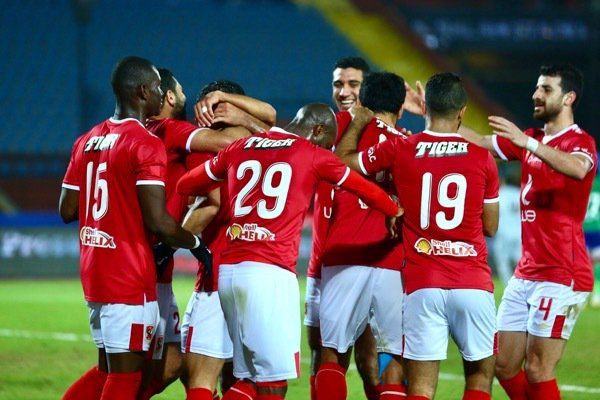 لاعبو الأهلي 