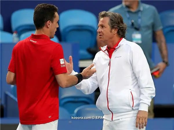 ?i=epa%2ftennis%2f2020-01%2f2020-01-04-08101694_epa