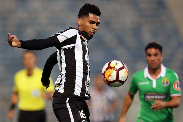 ماتيوس فرنانديز