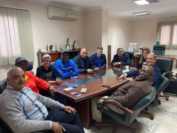 من الاجتماع