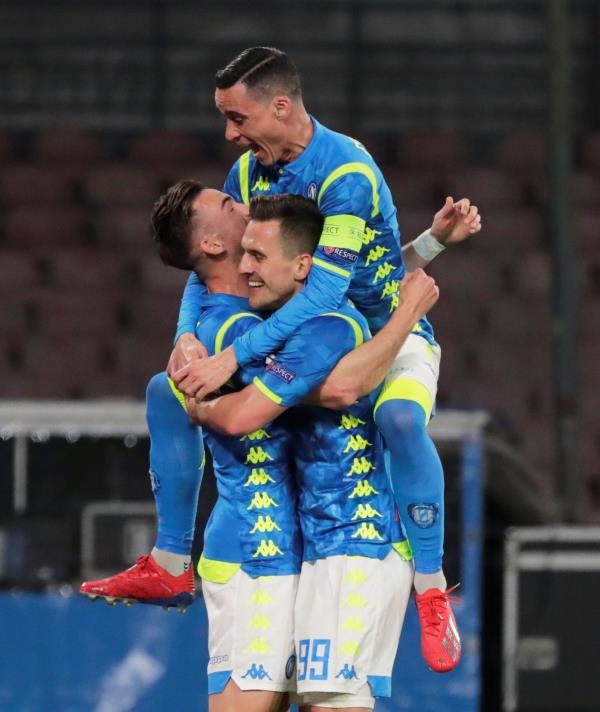 لاعبو نابولي