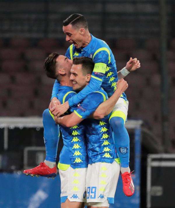 لاعبو نابولي