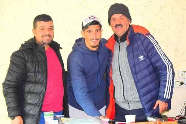 محمد العكش بعد التوقيع