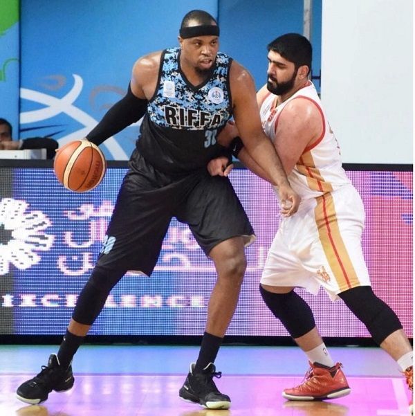 من دورى السلة